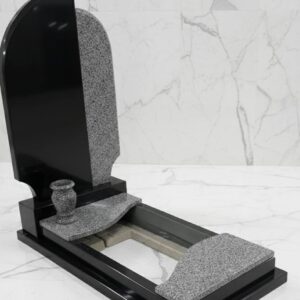 Одинарний гранітний пам'ятник